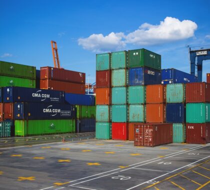 port-pier-cargo-containers-1845350